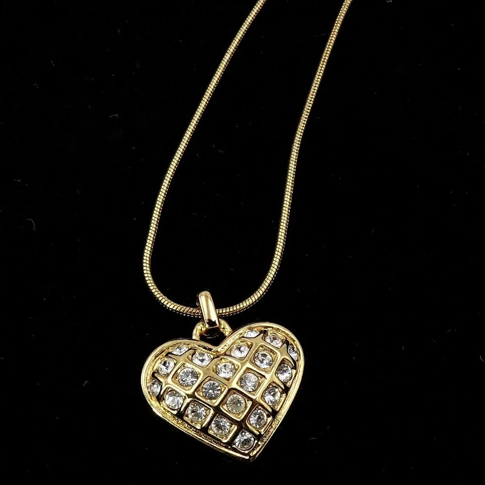 Vintage 90s Monet Rhinestone‎ Quilted Puffy Heart Gold Tone Necklace Snake Chain